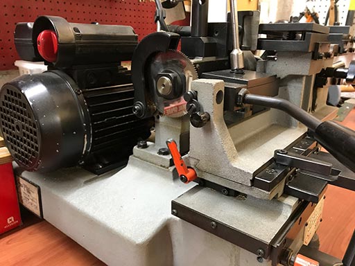 Outillage clé minute